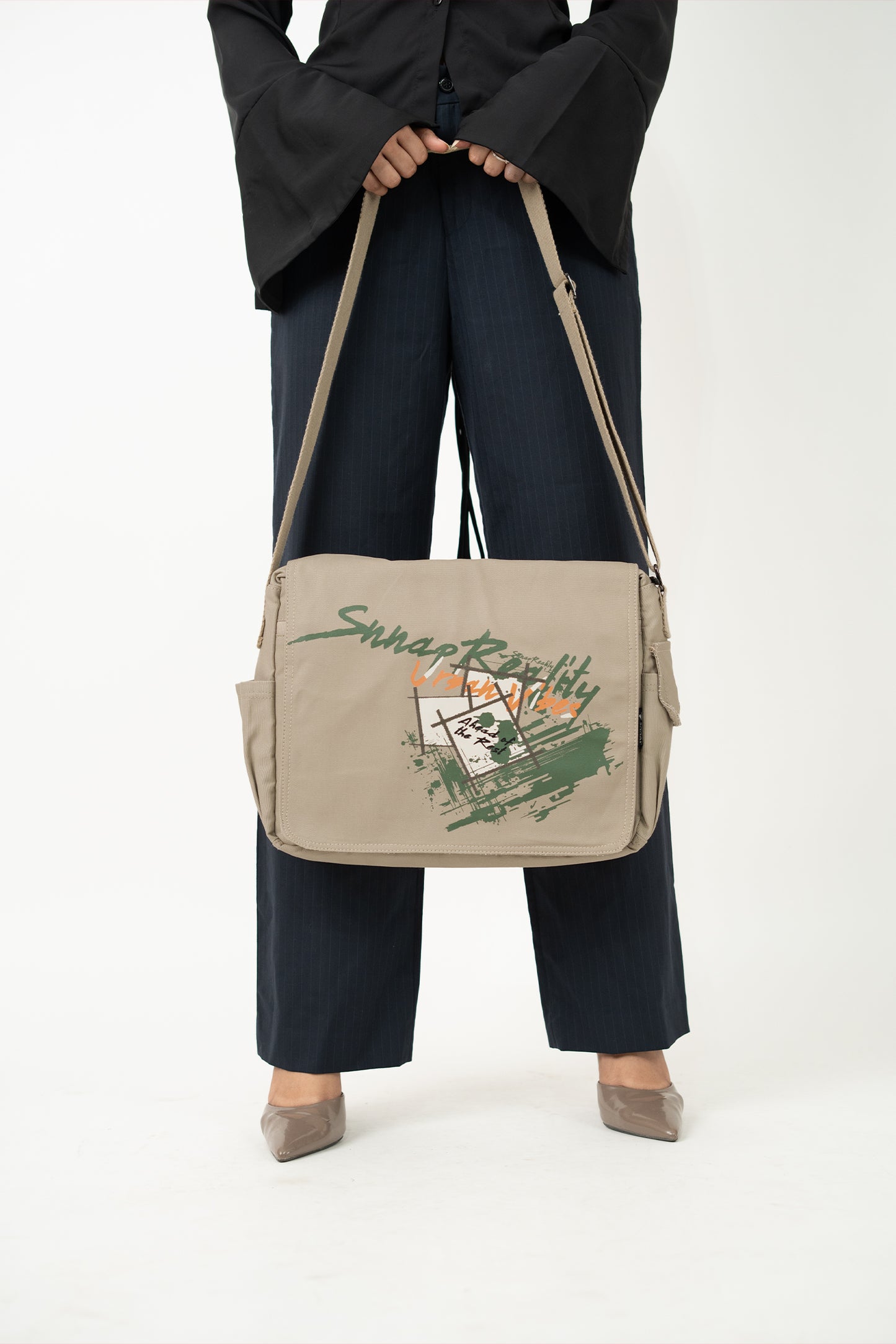Off White Snnap Reality Messenger Bag